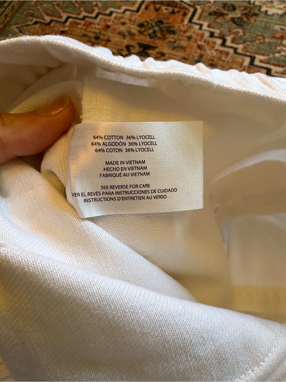 GAP | High-Waist White Utility Shorts | 4” inseam | Elastic Waistband | Soft - Picture 10 of 12
